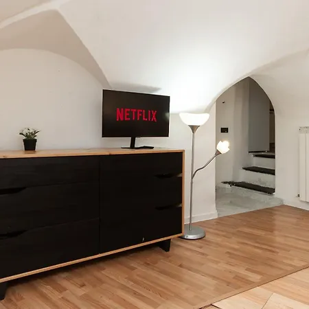 Apartament Rifugio Storico A 50 Passi Dal Duomo, Bilocale Genua